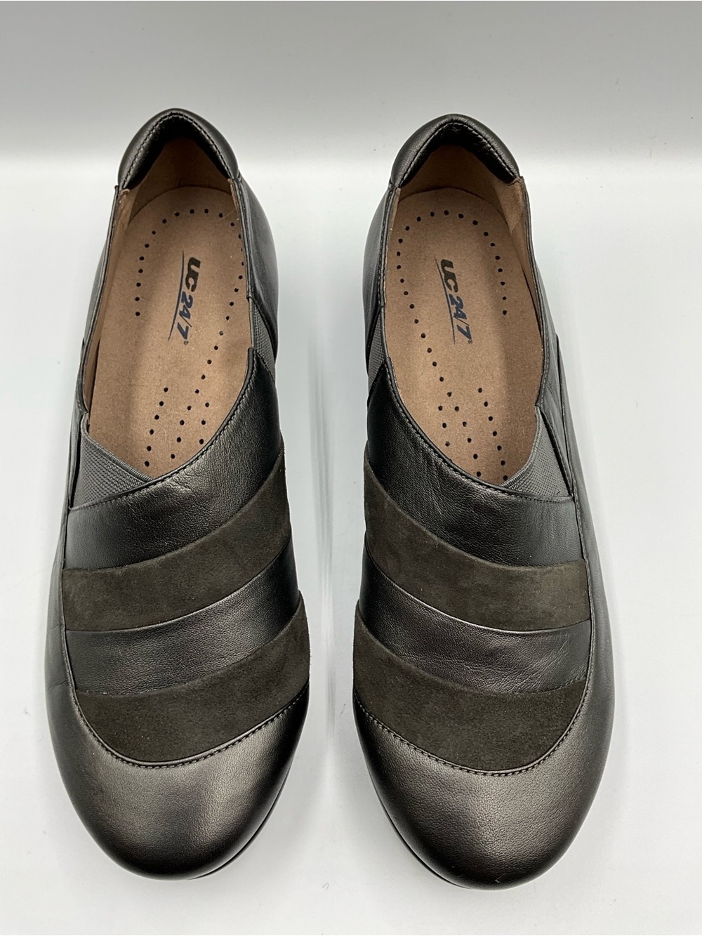 UC 24/7 Loafers Size 8 Black Slip-On Women's Comfort Loafers